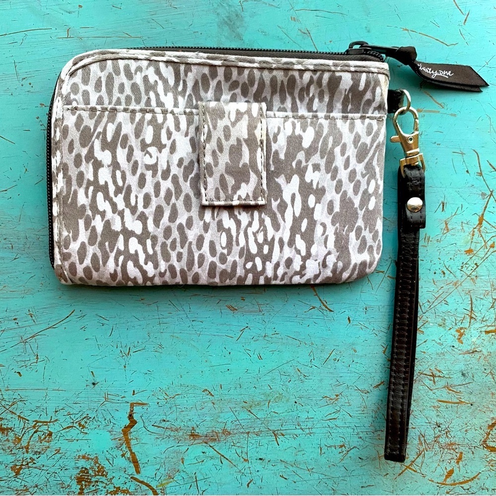 Thirty-One Wristlet Wallet Animal Print